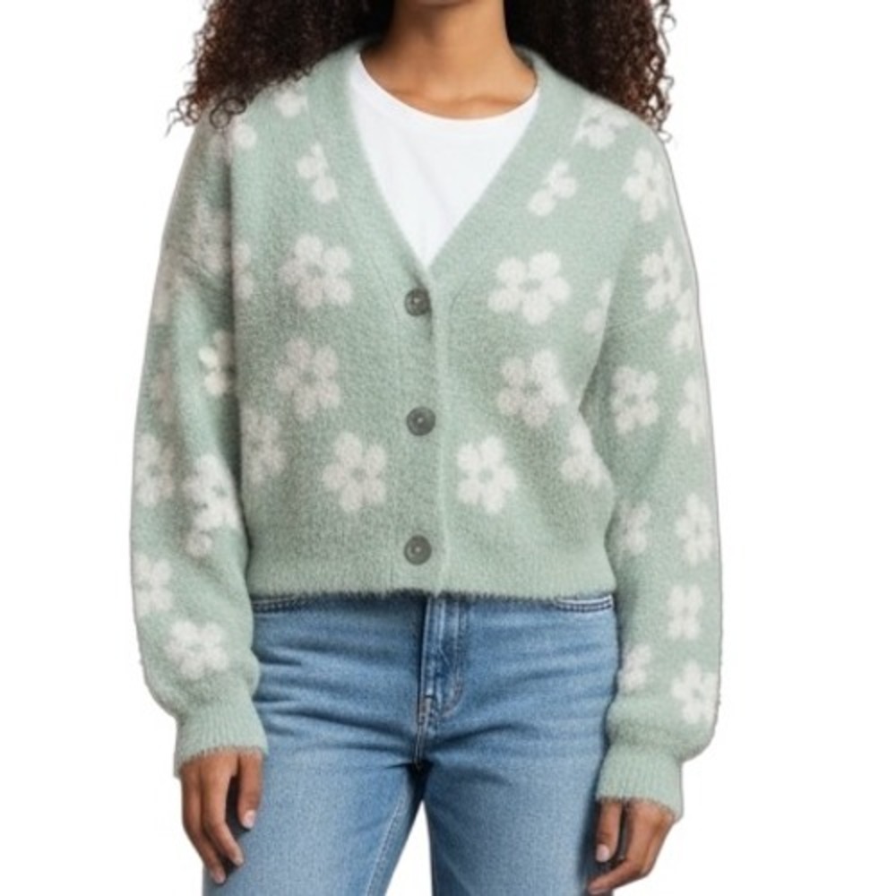 Almostโ Famous Women's Floral Print Crop Cardigan Sweater Size S Knit Cozy